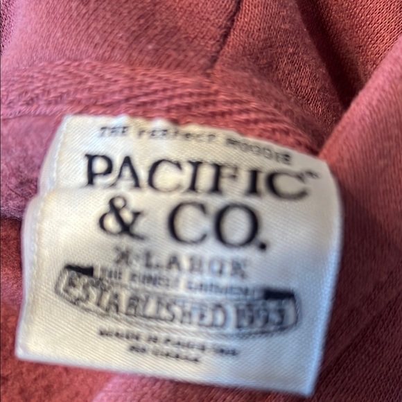 Pacific&Co XL Maroon Hoodie - Picture 2 of 4
